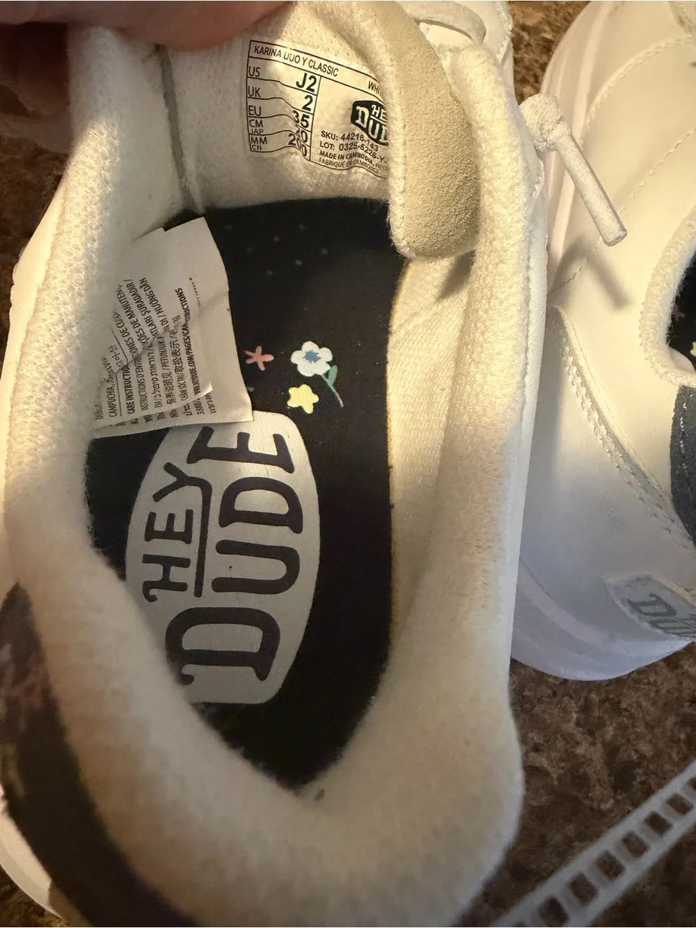 Hey Dude Girls Youth Karina Duo Y Classic White Athletic Shoes !!(2)
